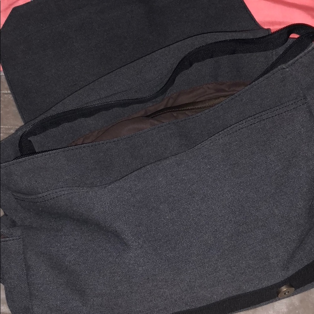 Computer bag. - Picture 3 of 4